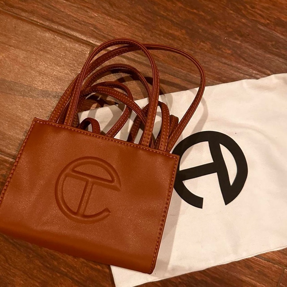 Small tan telfar bag in new condition!